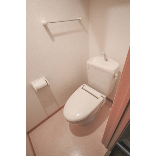 トイレ　同じ建物の別のお部屋