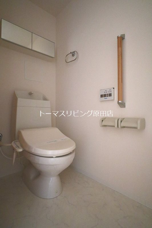 トイレ　205号室写真