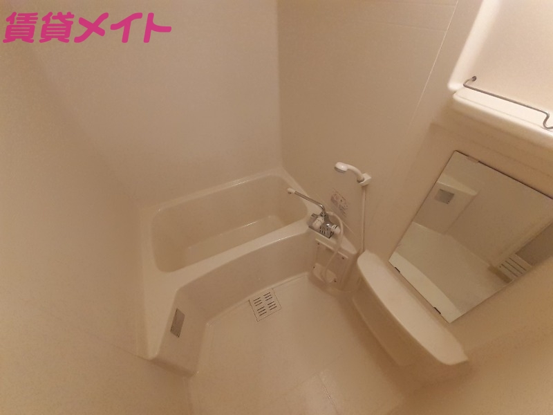 バス・シャワールーム　同型参考写真
