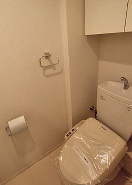 トイレ　※別部屋の参考写真です。