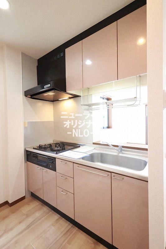 キッチン　収納充実！こだわりの調理グッズもたくさん収納できます♪