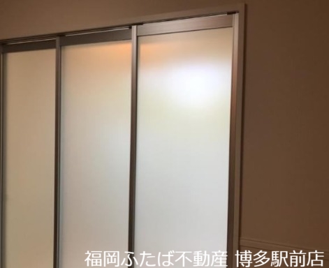 シャルールの内装写真