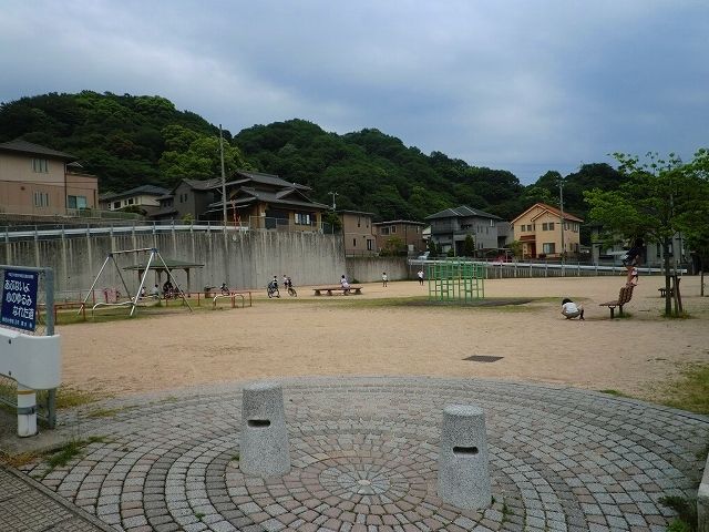 公園　秋月ニュータウン公園（公園）まで150m