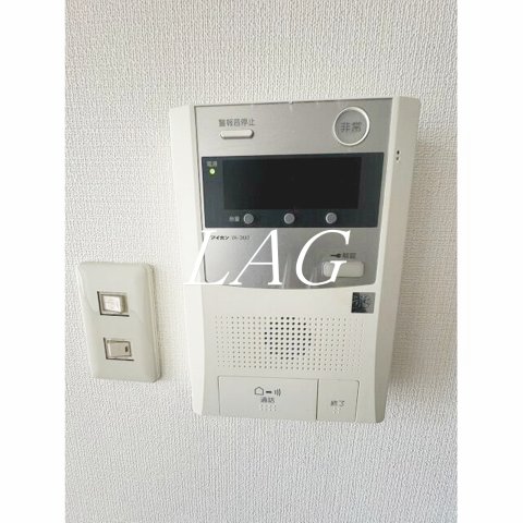 セキュリティ　モニター付きインターホンです。