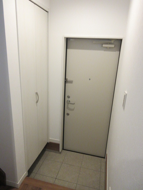 玄関　落ち着いた玄関です