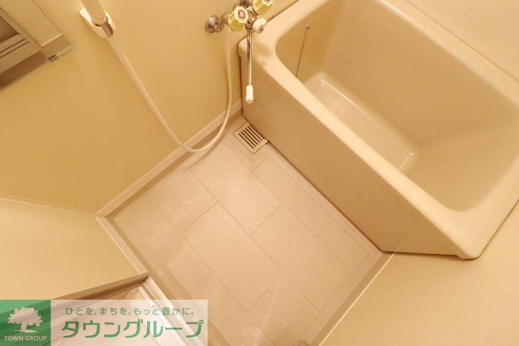 バス・シャワールーム　同物件別部屋写真