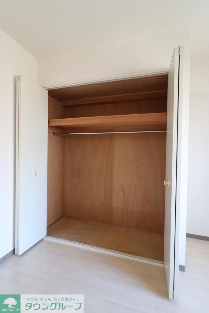 収納　同物件別部屋写真