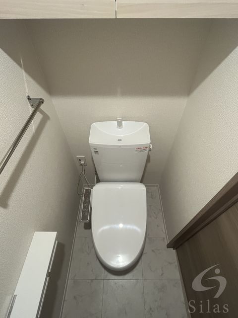 阪急千里線 山田駅 徒歩9分 3階建 新築のトイレ写真