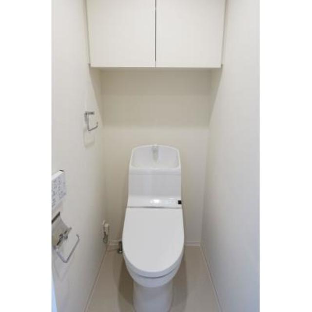 トイレ　※写真は同タイプ住戸です。