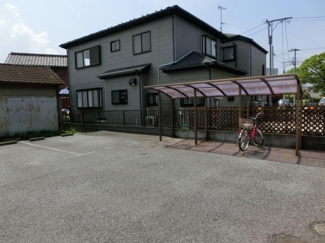 その他共有部分　駐車場もあります