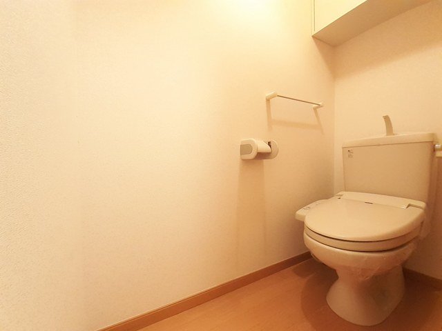 トイレ　シンプルで使いやすいトイレです