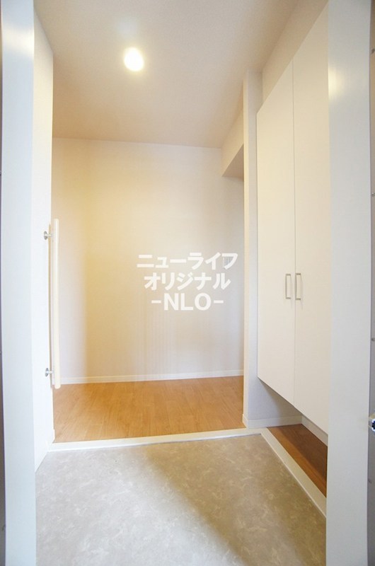 玄関　シューズボックス付きの玄関※別室参照、現況を優先致します。