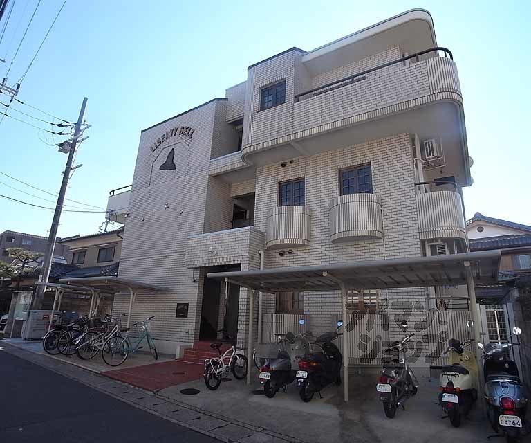 リバティベルの外観写真