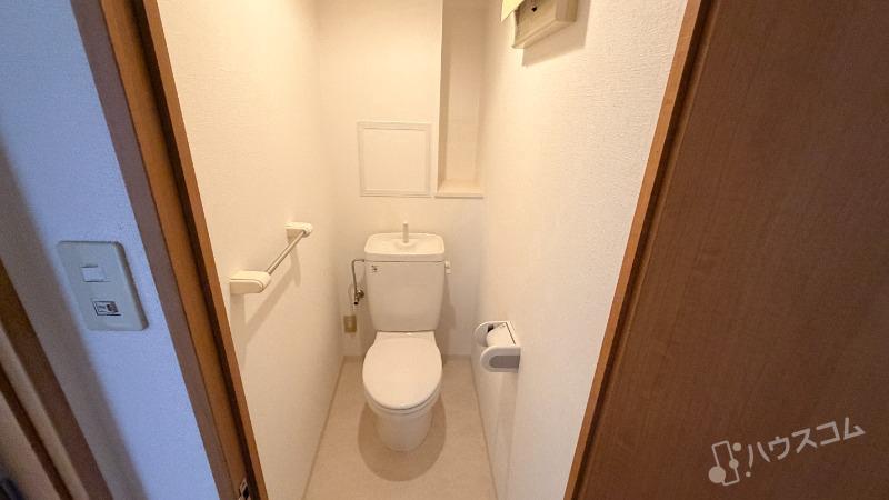 阪急宝塚線 服部天神駅 徒歩2分 5階建 築26年のトイレ写真
