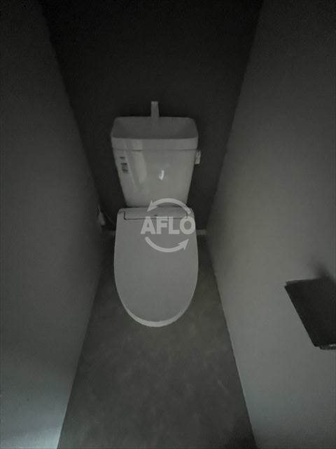 ＪＲ大阪環状線 寺田町駅 徒歩7分 14階建 築3年のトイレ写真