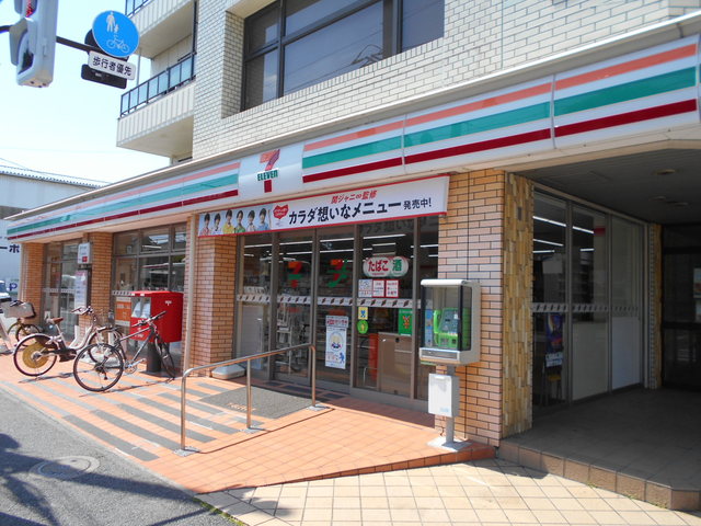 コンビニ　セブンイレブン杉並上井草３丁目店（コンビニ）まで450m