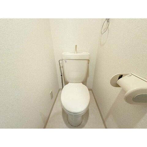 東急池上線 蓮沼駅 徒歩6分 7階建 築27年のトイレ写真