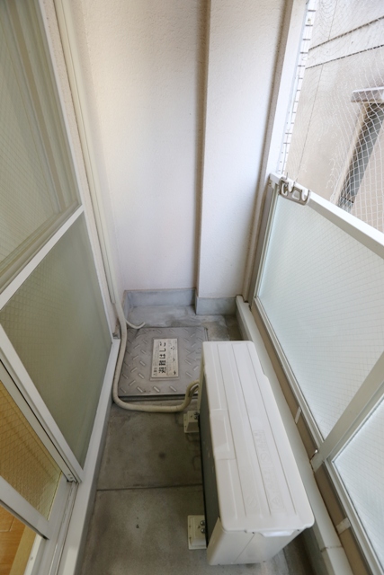 地下鉄御堂筋線 江坂駅 徒歩4分 9階建 築30年の内装写真