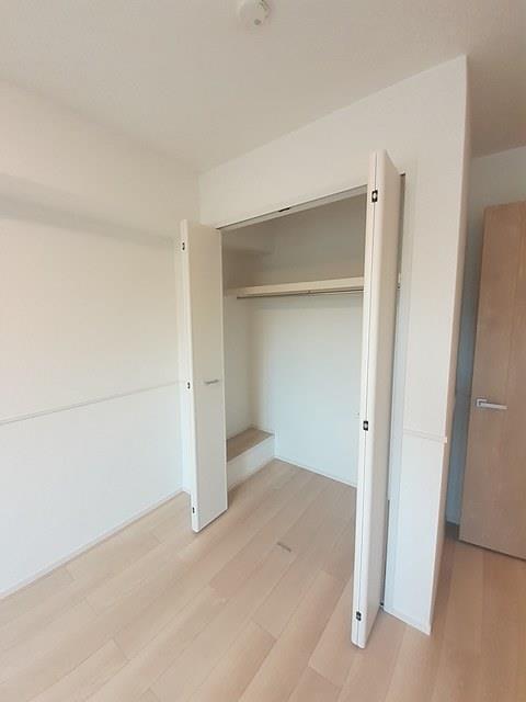 ラフレシール ノア IIの内装写真
