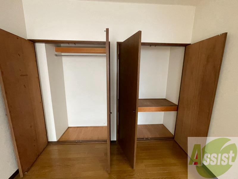 収納　収納もバッチリあるのでお部屋が片付きますよ！