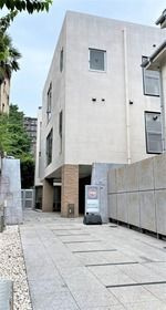 建物外観　落ち着いた雰囲気の外観です