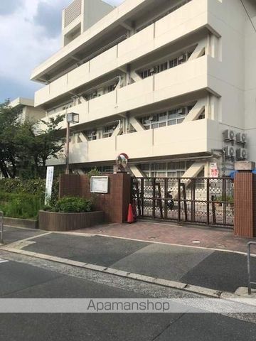 小学校　千里第二小学校（小学校）まで547m