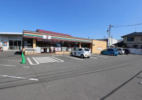 コンビニ　セブンイレブン 川崎小杉陣屋町2丁目店（コンビニ）まで296m