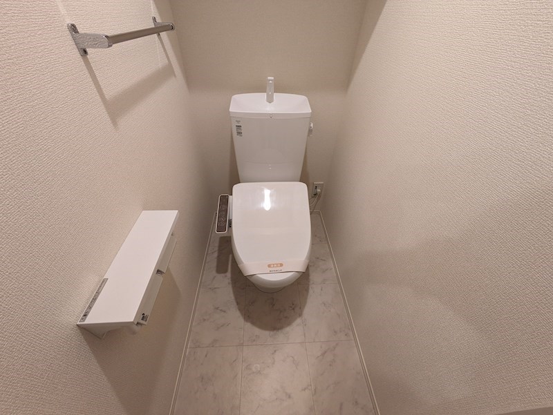 D-ROOM昆陽北のトイレ写真