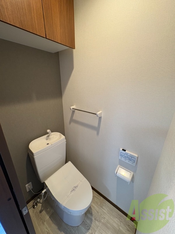 トイレ　こちらはトイレです。清潔感があり、安心して使用できます。