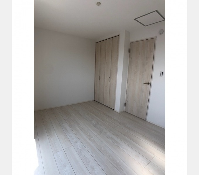 その他部屋・スペース　各居室に収納スペースがございます☆