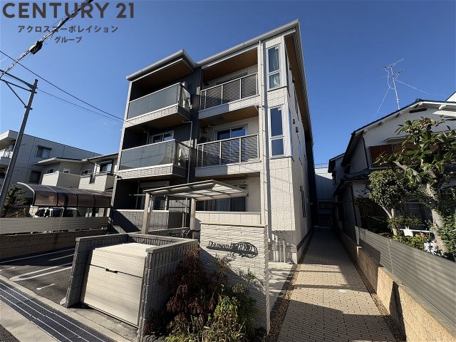 建物外観　オートロック付きの物件です！