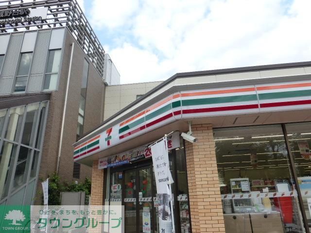 コンビニ　セブンイレブン（コンビニ）まで220m