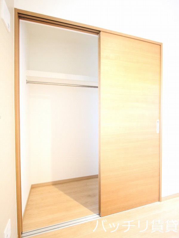 収納　※写真は同型タイプの為現状を優先いたします。
