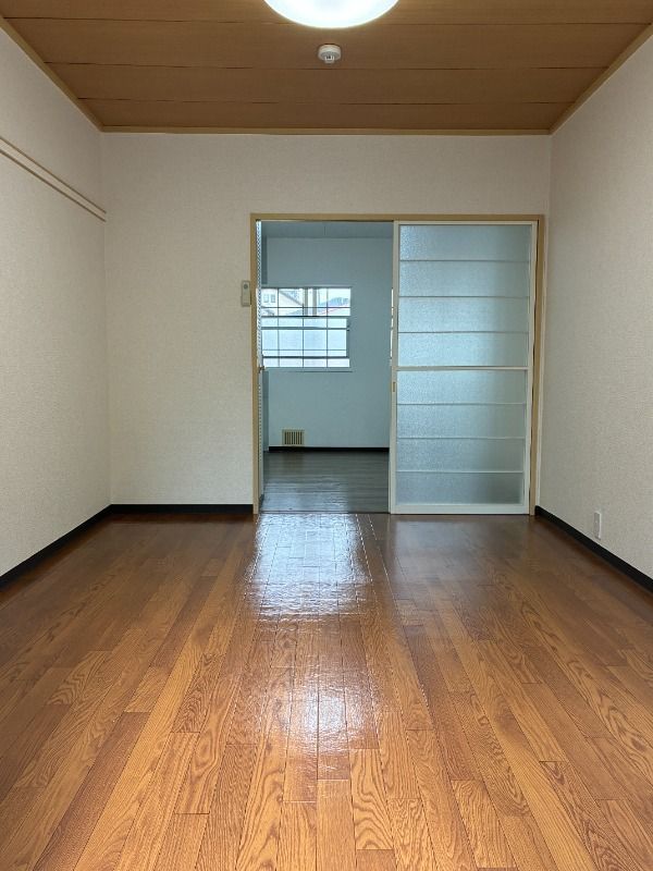 ベルレージュ千間台の居間写真
