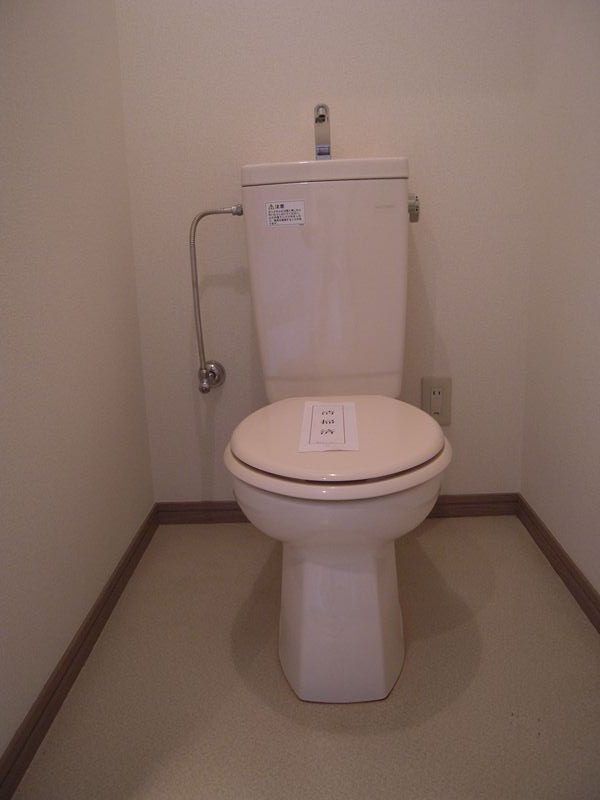 トイレ　シンプルで使いやすいトイレです