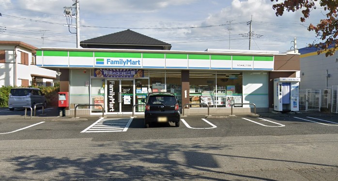 コンビニ　ファミリーマート 牛久中央二丁目店（コンビニ）まで436m
