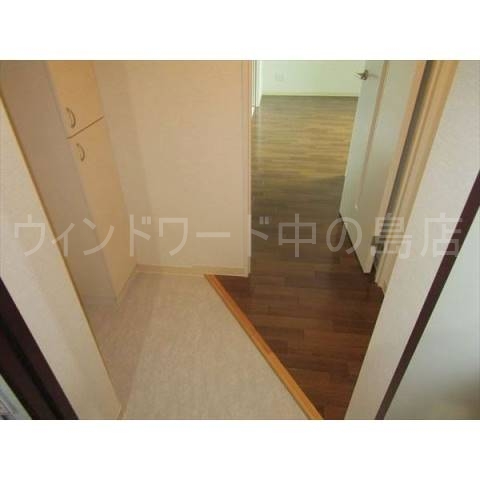 玄関　詳細は、ウィンドワード中の島店までご相談下さい。