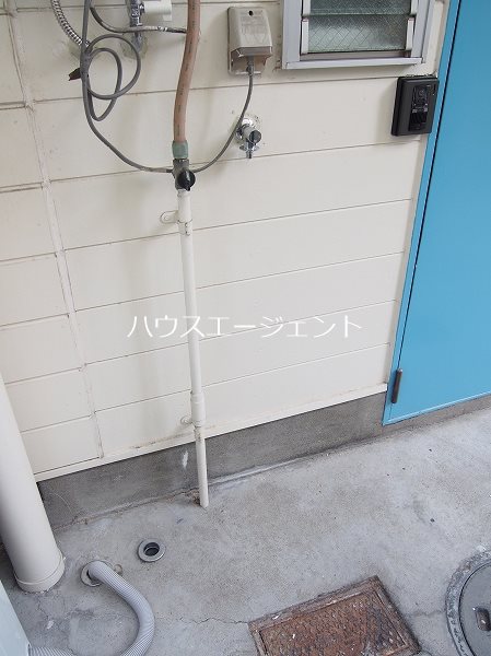 その他共有部分　洗濯機置き場は共用廊下にございます。