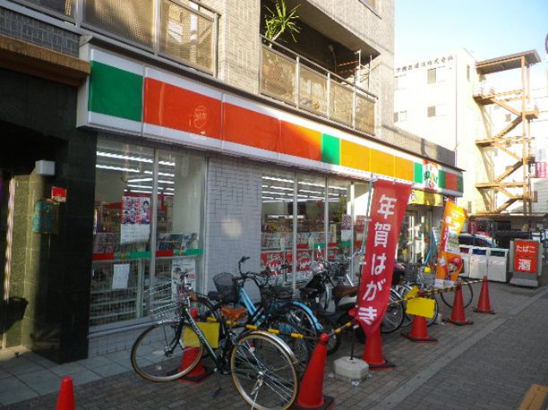 コンビニ　サンクス中野富士見町駅前店（コンビニ）まで216m