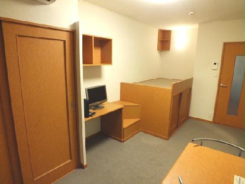 居室・リビング　2Fはじゅうたん