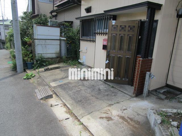 駐車場　家の前に駐車スペースあります。