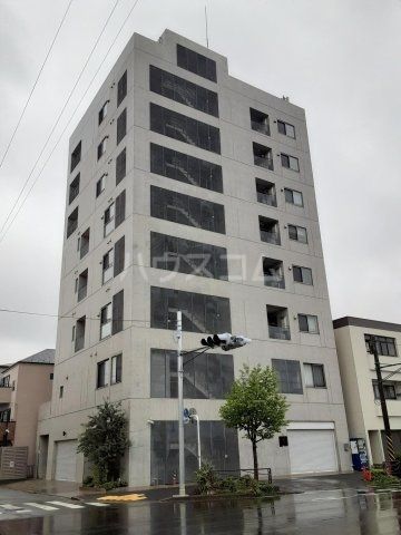 川崎市川崎区大島のマンションの建物外観