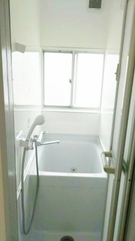 バス・シャワールーム　同物件別室