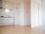 居室・リビング　※同物件、別部屋の写真です。