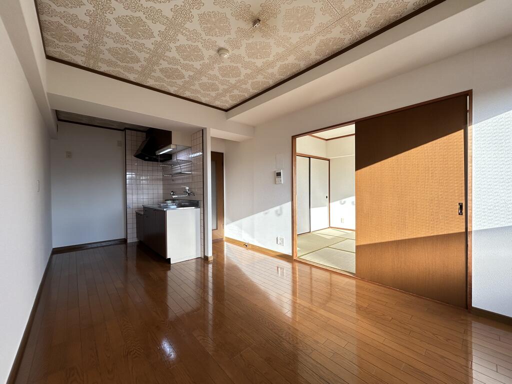 鹿児島市甲突町のマンションの建物外観