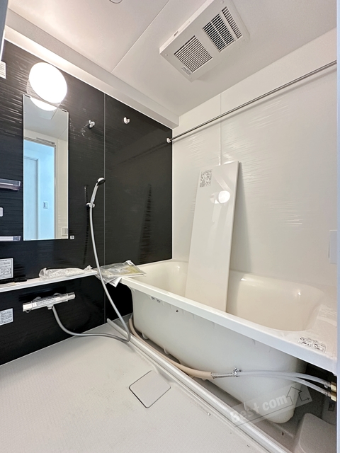 バス・シャワールーム　追い焚き付で寒い日も温まります♪