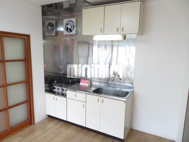 キッチン　ガスコンロ付き