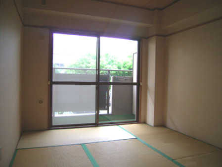その他部屋・スペース　来客時にも便利な和室付き