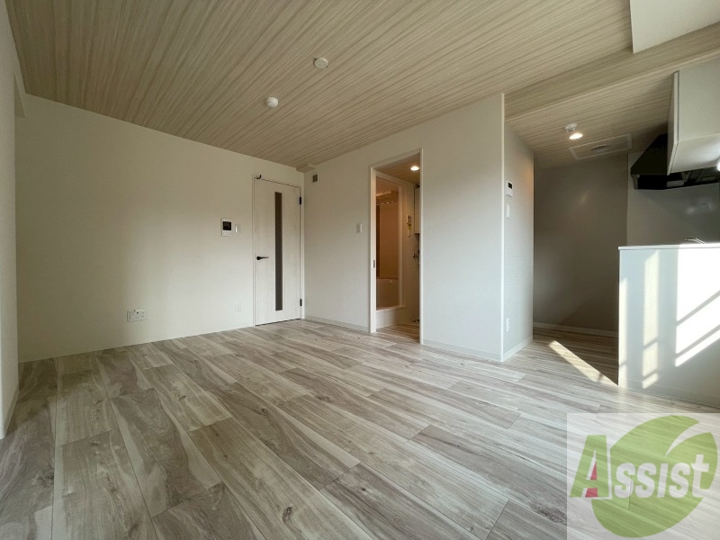 居室・リビング　広々としたリビングですね。使い勝手がよさそうですね！