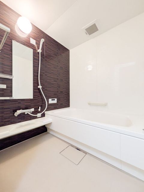 バス・シャワールーム